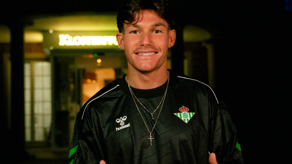 Fran García llega a Alemania y se pone a las órdenes de Pellegrini