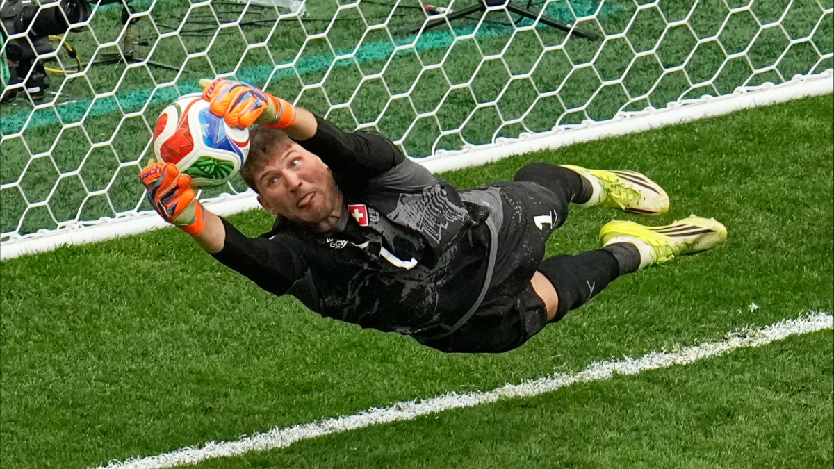 Kobel traslada su ‘muro amarillo’ a Suiza