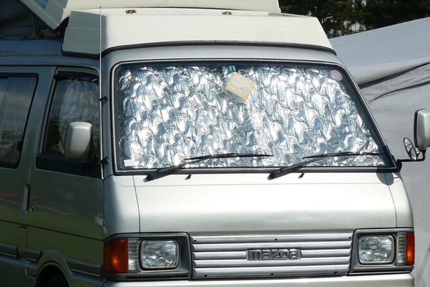 Si la pregunta es cómo evitar que nuestro coche sea un horno, unos expertos alemanes creen que llevamos toda la vida equivocándonos