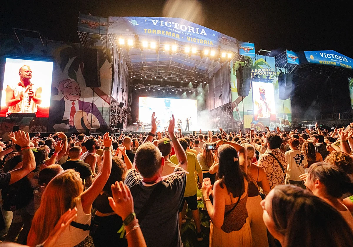 Primer día de Weekdend Beach: vuelve la fiesta de siempre a Torre del Mar