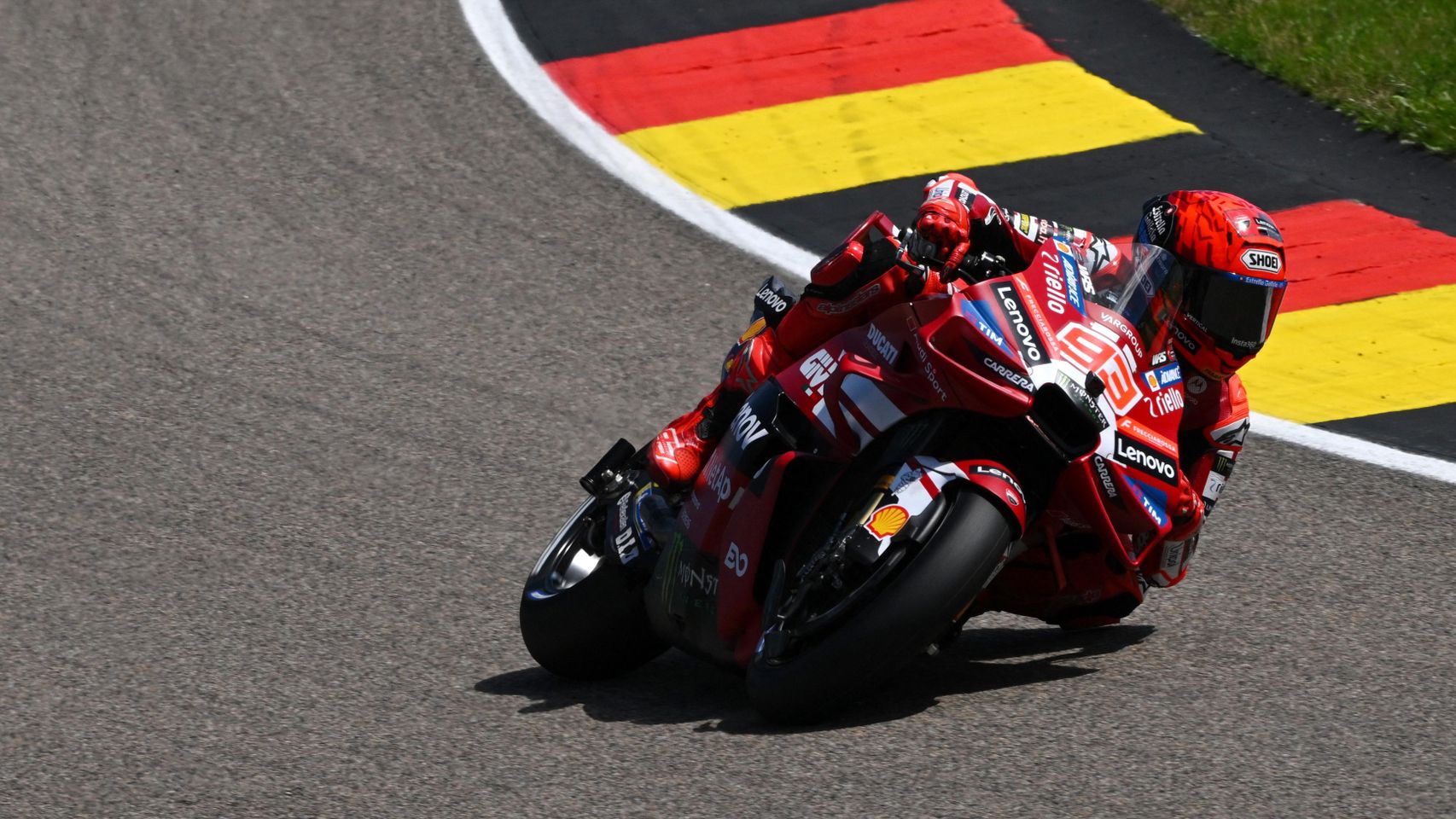 Marc Márquez sigue siendo el rey de Sachsenring: novena pole y récord en el circuito alemán