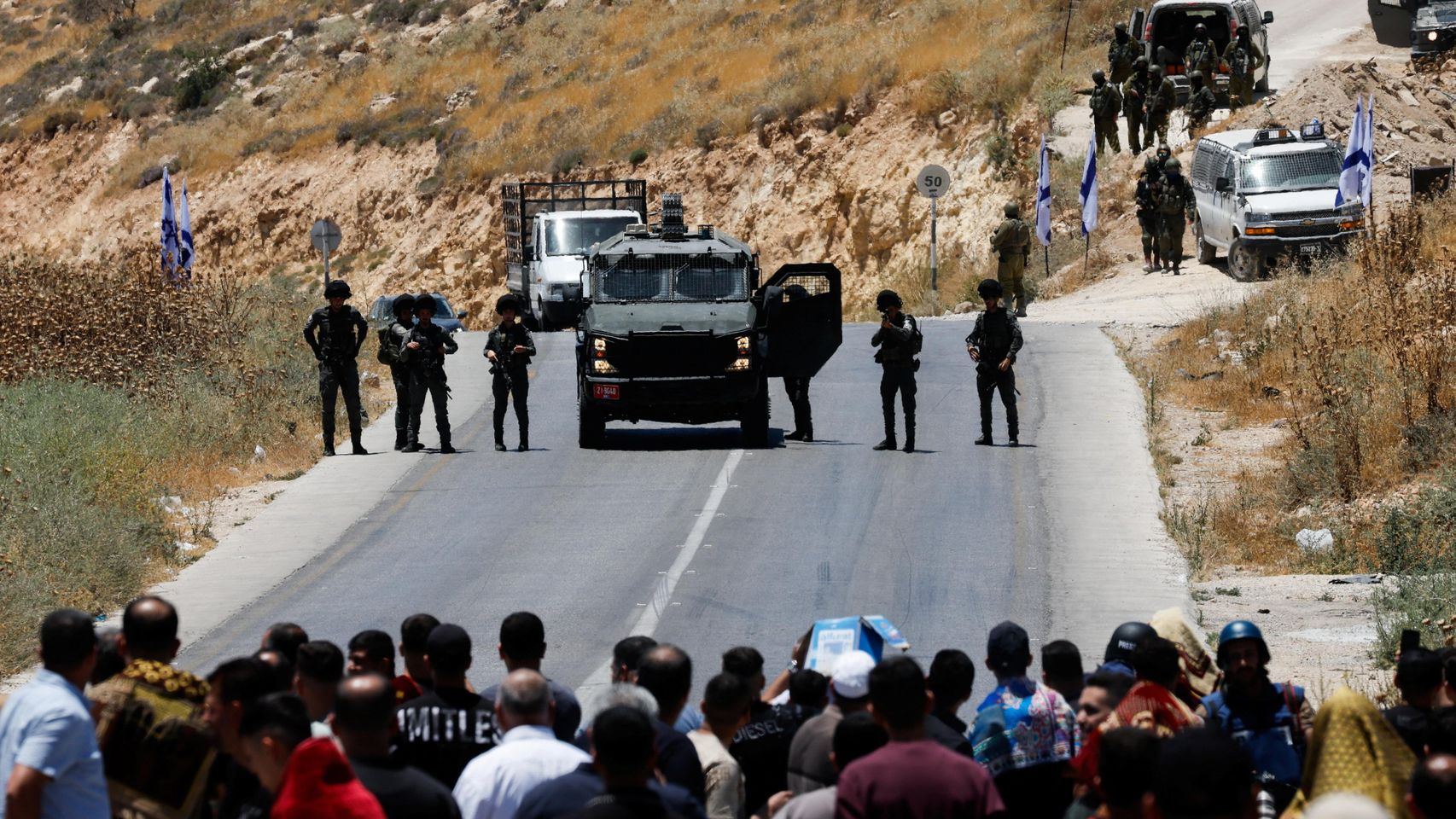 "Aceleran la ocupación antes de las elecciones": el Gobierno de Netanyahu blinda a los colonos israelíes en Cisjordania