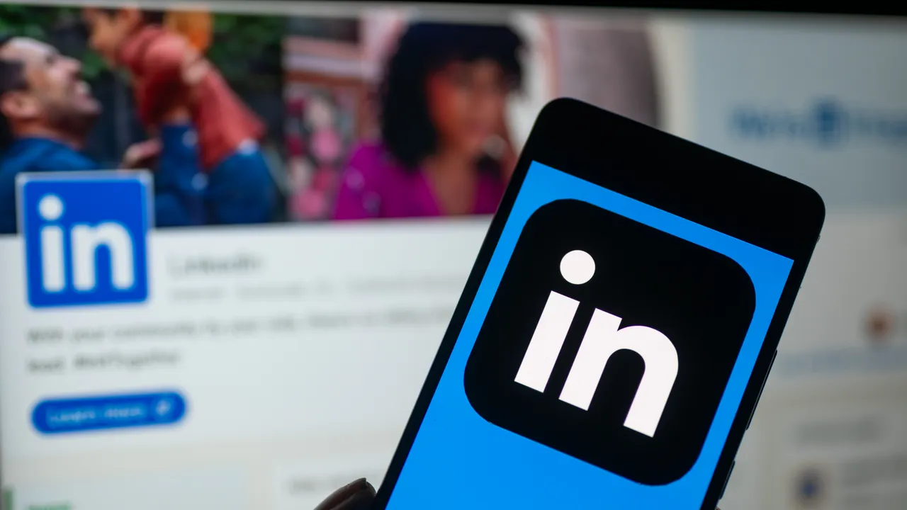 Tu feed ya está lleno de contenido escrito por IA: LinkedIn está entre las plataformas más afectadas