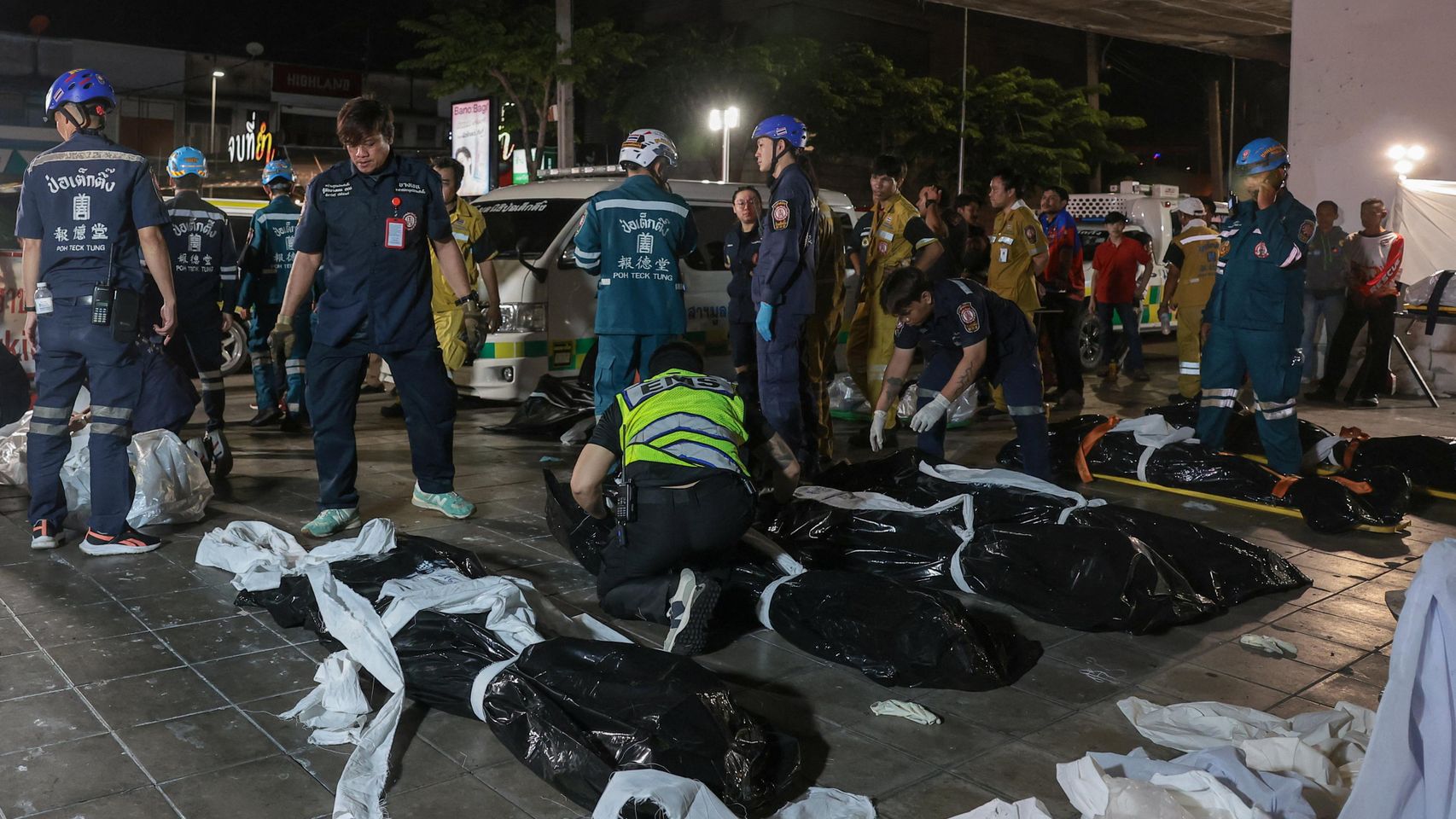 Al menos 27 muertos y 63 heridos en el incendio de un bar de copas en Bangkok