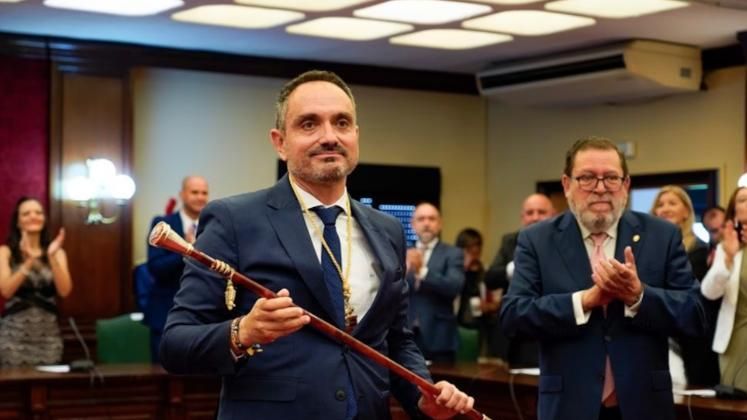 El alcalde de Móstoles es citado a declarar como investigado por acoso sexual a una exconcejal