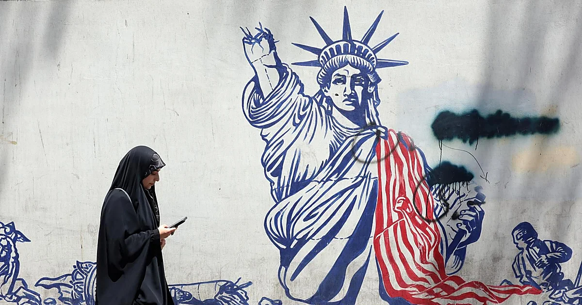 Javier Redondo Jordán, cuando el paraíso estaba en Irán