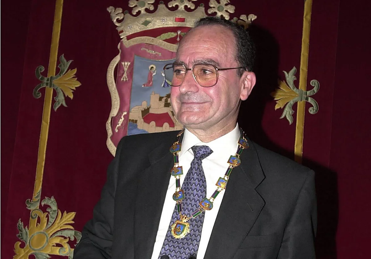 De la Torre, un político sin fecha de caducidad