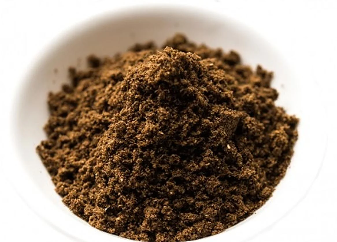 Aviso para alérgicos: detectan avellanas y almendras en clavo molido