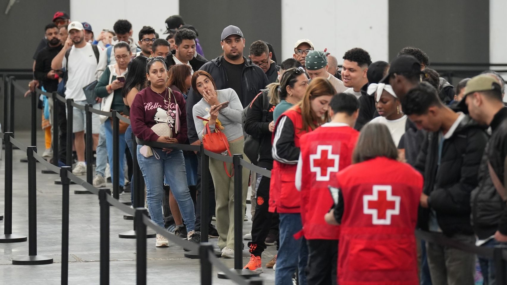 El TS elimina el requisito de no tener antecedentes penales para permisos de residencia a extranjeros familia de españoles