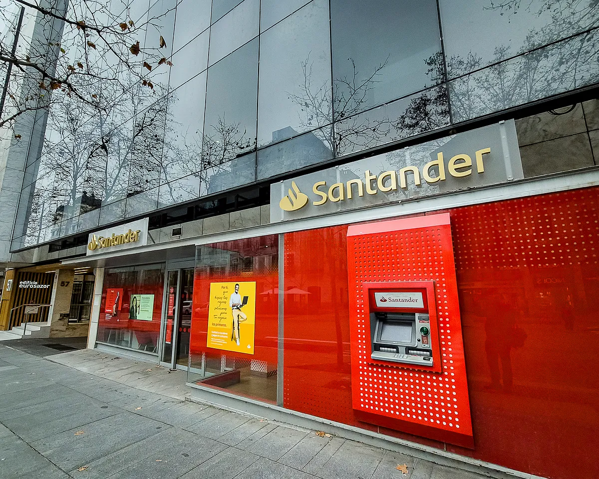 Santander mejora su oferta de prejubilaciones con hasta el 95% de la pensión