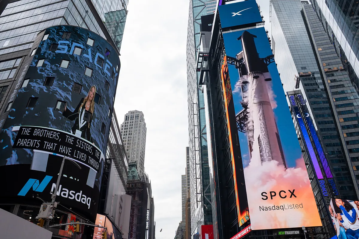 Wall Street celebra las comisiones derivadas de la OPV de SpaceX y las megafusiones