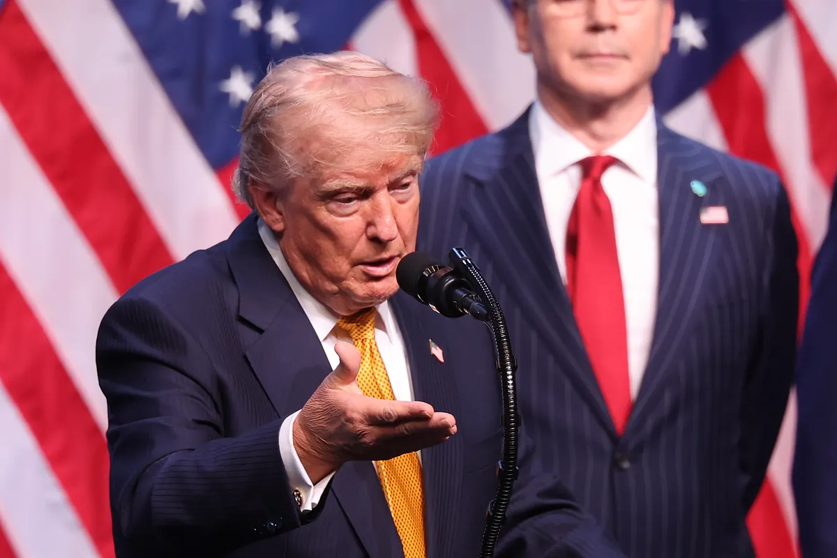 Trump : "EEUU será el guardián de Ormuz" y cobrará un 20% a cada buque al que franquee el paso