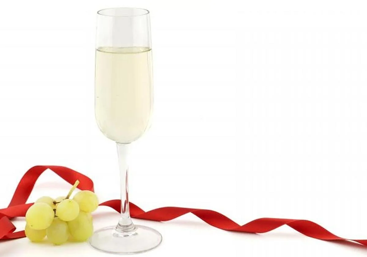 Burbujas malagueñas para brindar en estas fiestas: desde un espumoso en lata a un gran reserva con doble fermentación en botella
