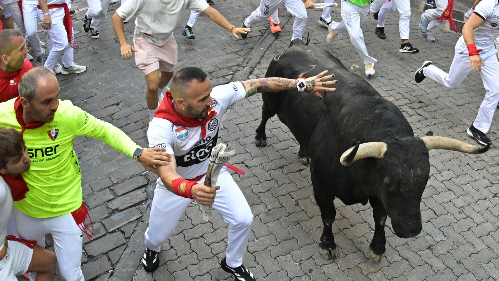 Octavo encierro de San Fermín 2026, en directo | Siga la carrera de los Sanfermines con los toros de la ganadería de Jandilla