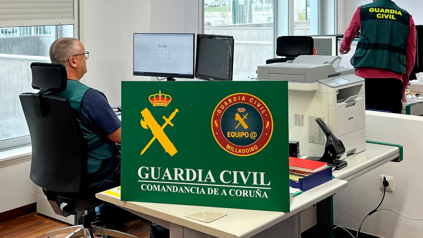 Desarticulada una organización que estafó a hosteleros de la provincia de A Coruña con el falso aviso de un corte de luz