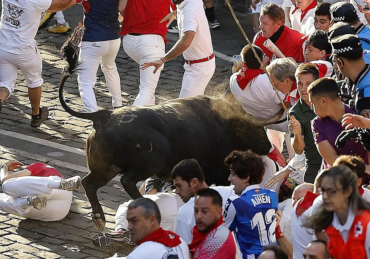 San Fermín 2026: Two gored in fastest and most dangerous bull run