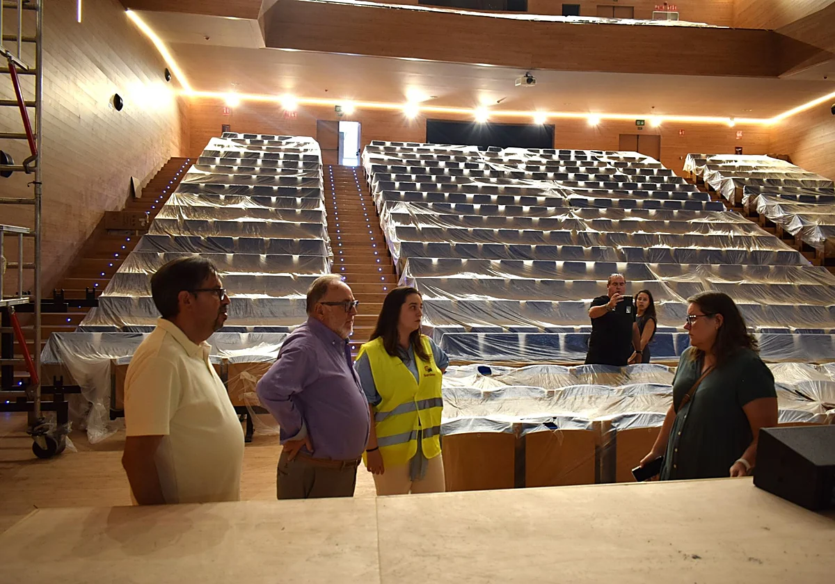 Alhaurín de la Torre concluye la obra de su teatro con la idea de inaugurarlo en otoño