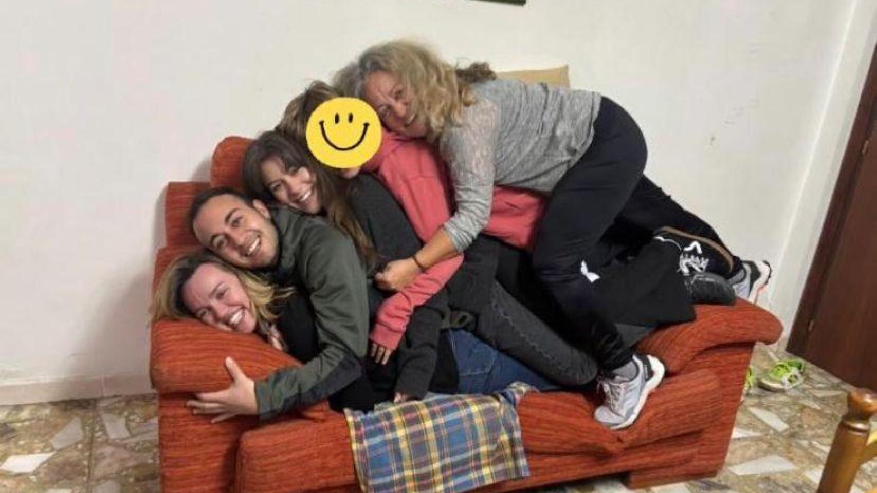 'Lo que se le viene encima' a Pilar Alegría: la broma familiar en la tregua navideña antes de afrontar la batalla de Aragón