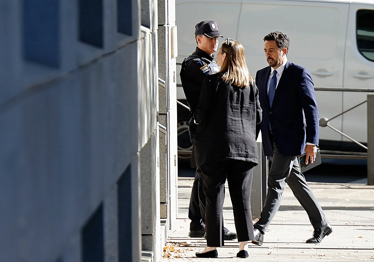 El 'número 2' del fiscal general admite que informó a García Ortiz de las reuniones con Leire Díez