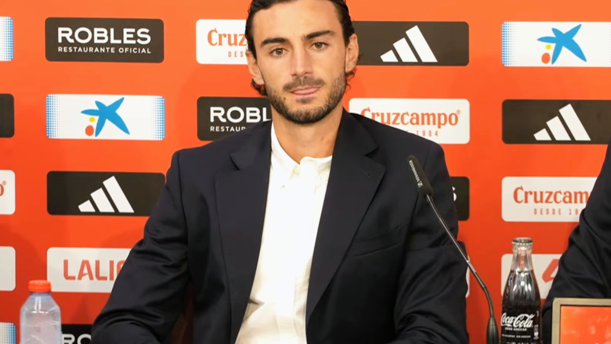 Juan Iglesias: "Capitán o no, vengo a ayudar a crear un grupo fuerte"