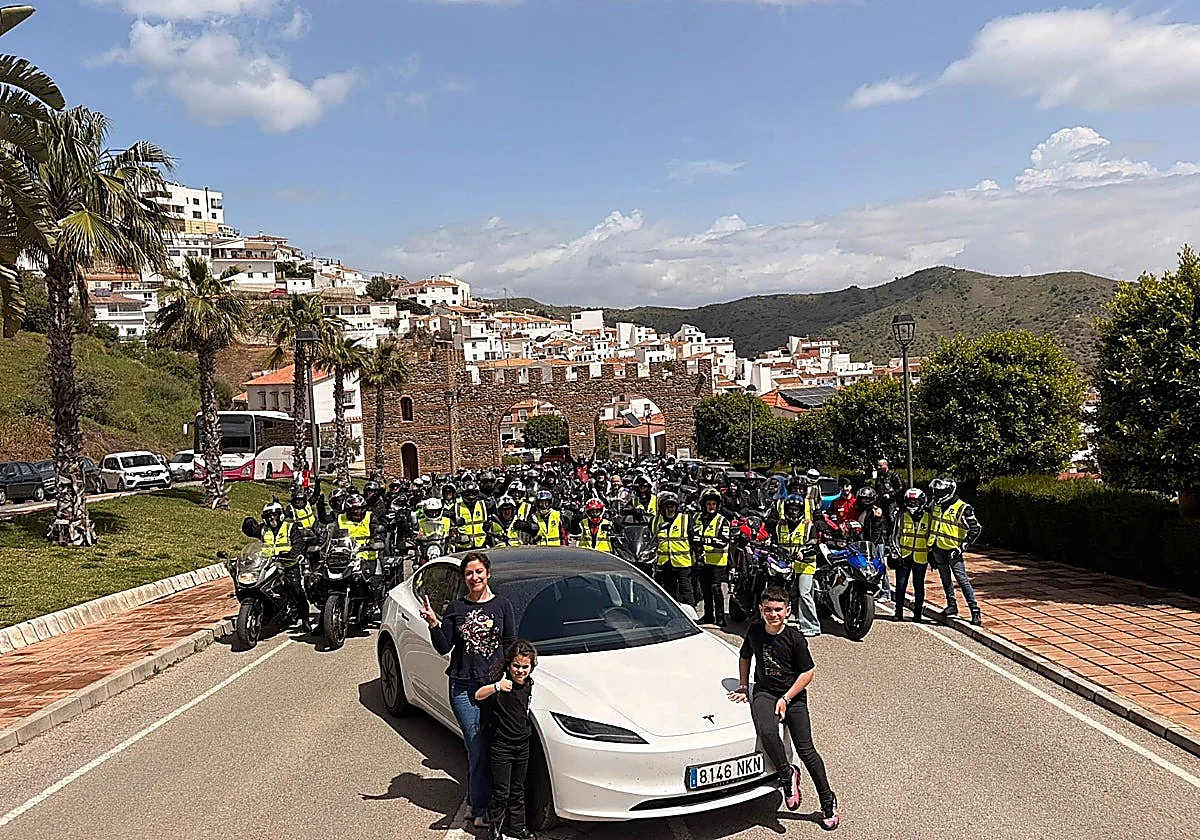 Nightriders: over 100 motorbikes to ride through the night around the Axarquía