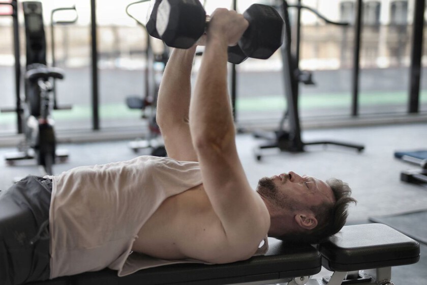 Los expertos coinciden: "Ni nadar ni caminar, a partir de los 50 años es absolutamente necesario hacer musculación"