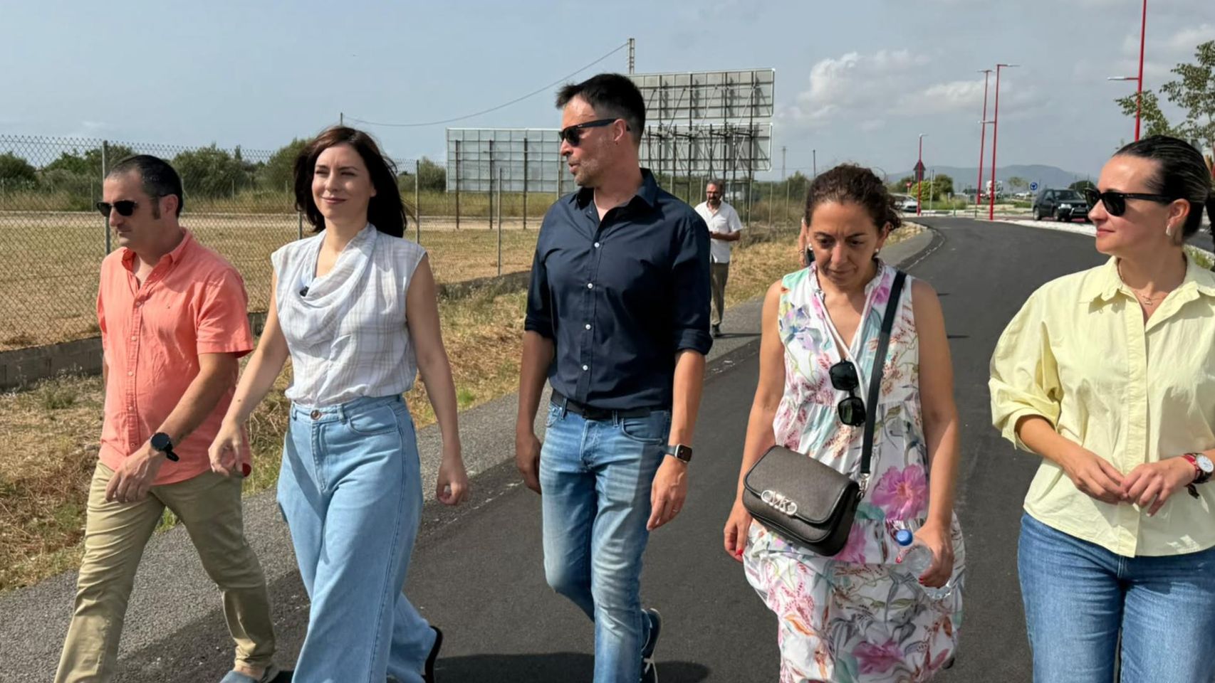 El Gobierno recurrirá ante el Constitucional los presupuestos de Pérez Llorca si incluyen el término "prioridad nacional"