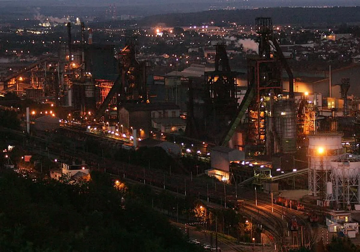Red Eléctrica 'corta' la luz a la gran industria por segunda vez este año