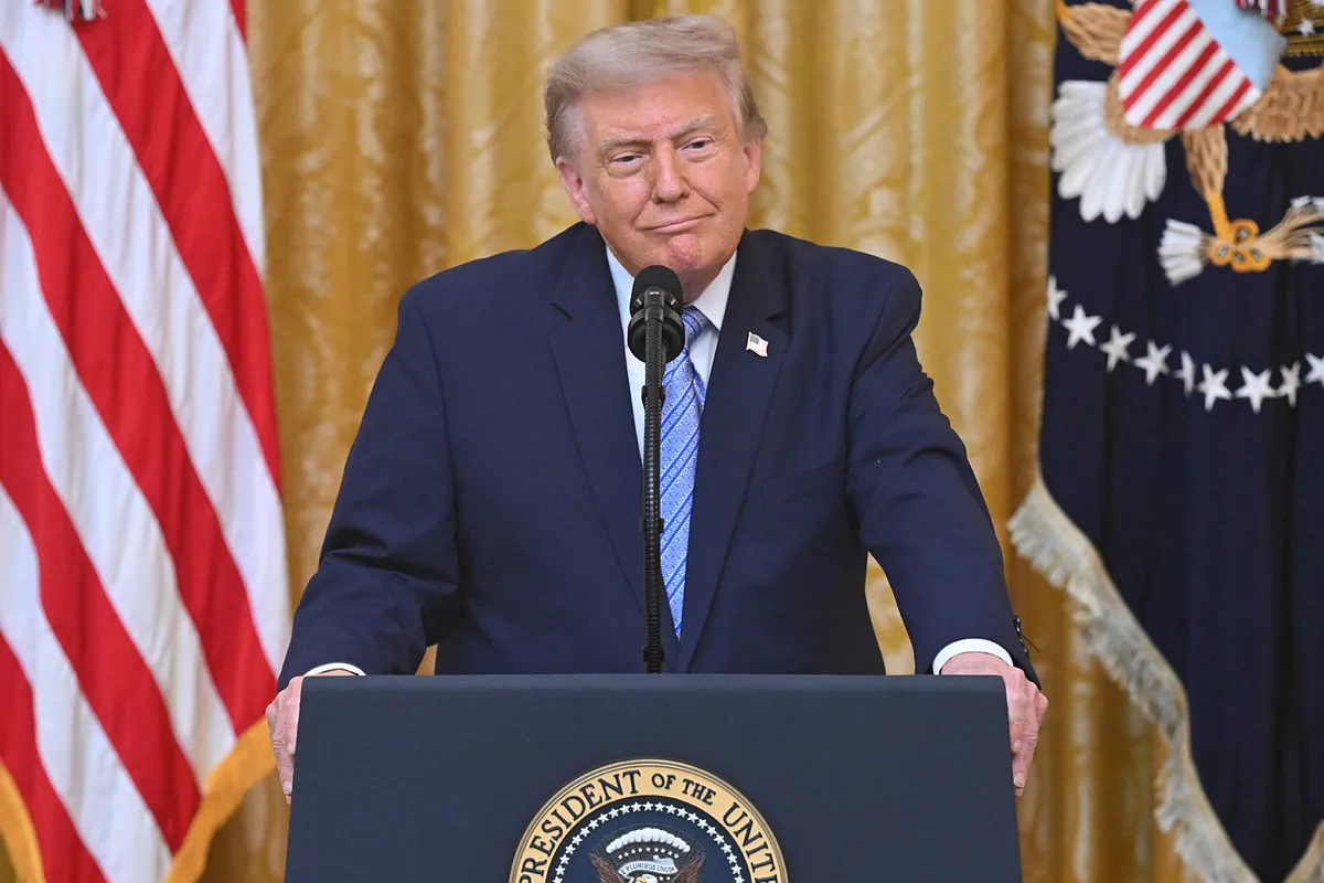 Trump acusa a China de interferir en las elecciones y resucita el bulo del fraude electoral
