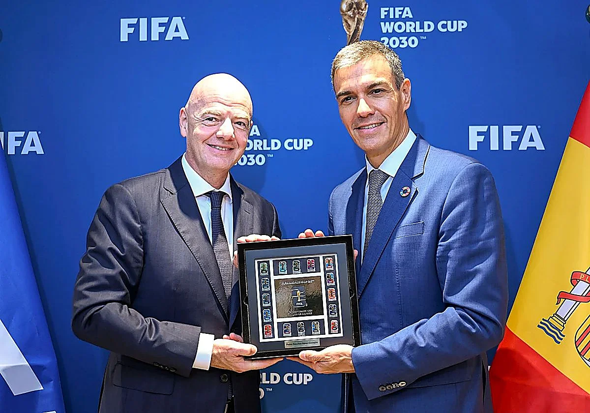 Pedro Sánchez to attend World Cup final without his trial-facing wife