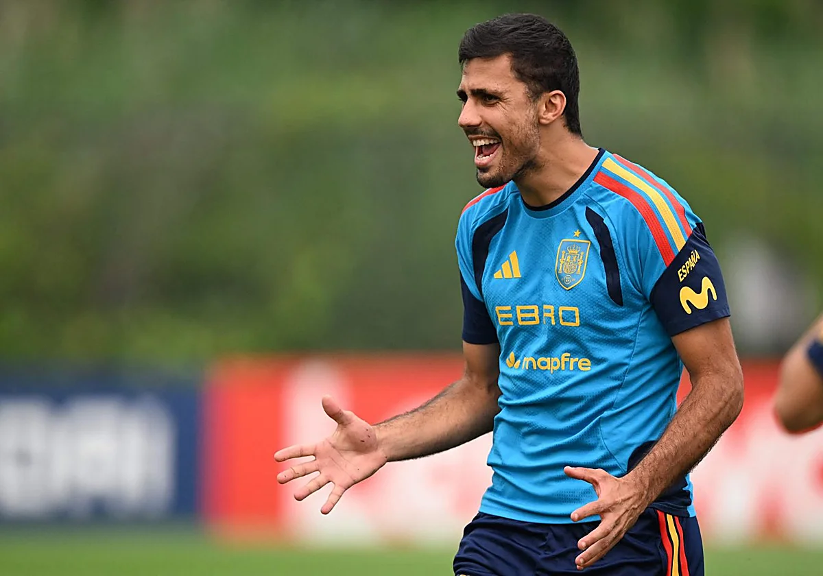 El desafío del capitán Rodri: «Hacer inolvidable a una gran selección»