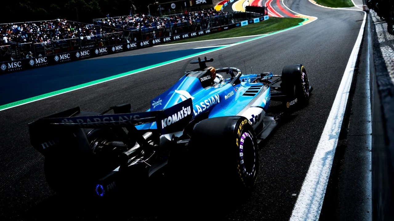 «Vamos a contrapié»: Albon desvela la hoja de ruta de Williams entre Bakú y el coche del próximo año