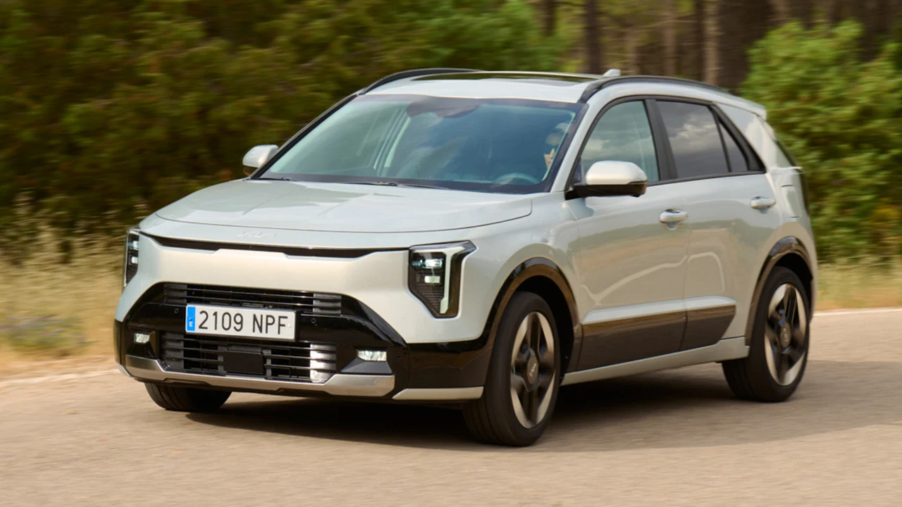 El anti-Toyota C-HR se desploma 11.600 €, KIA deja el nuevo Niro híbrido a precio de saldo
