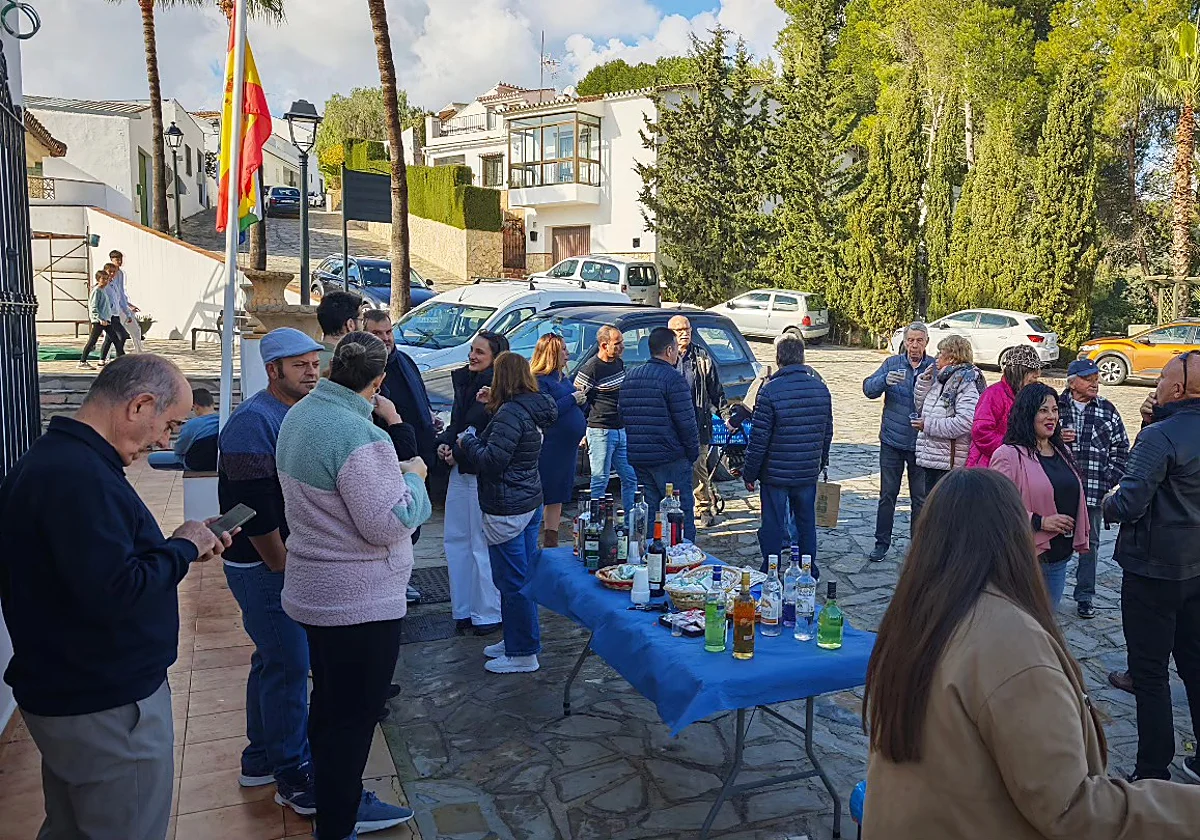 Nochebuena atípica en Macharaviaya: a oscuras y sin acceso por carretera