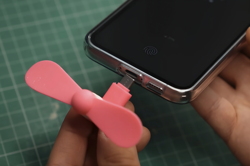 "Si tienes este ventilador para el móvil, dáselo a alguien que te caiga mal": el peligro de conectar cualquier cosa al USB del móvil