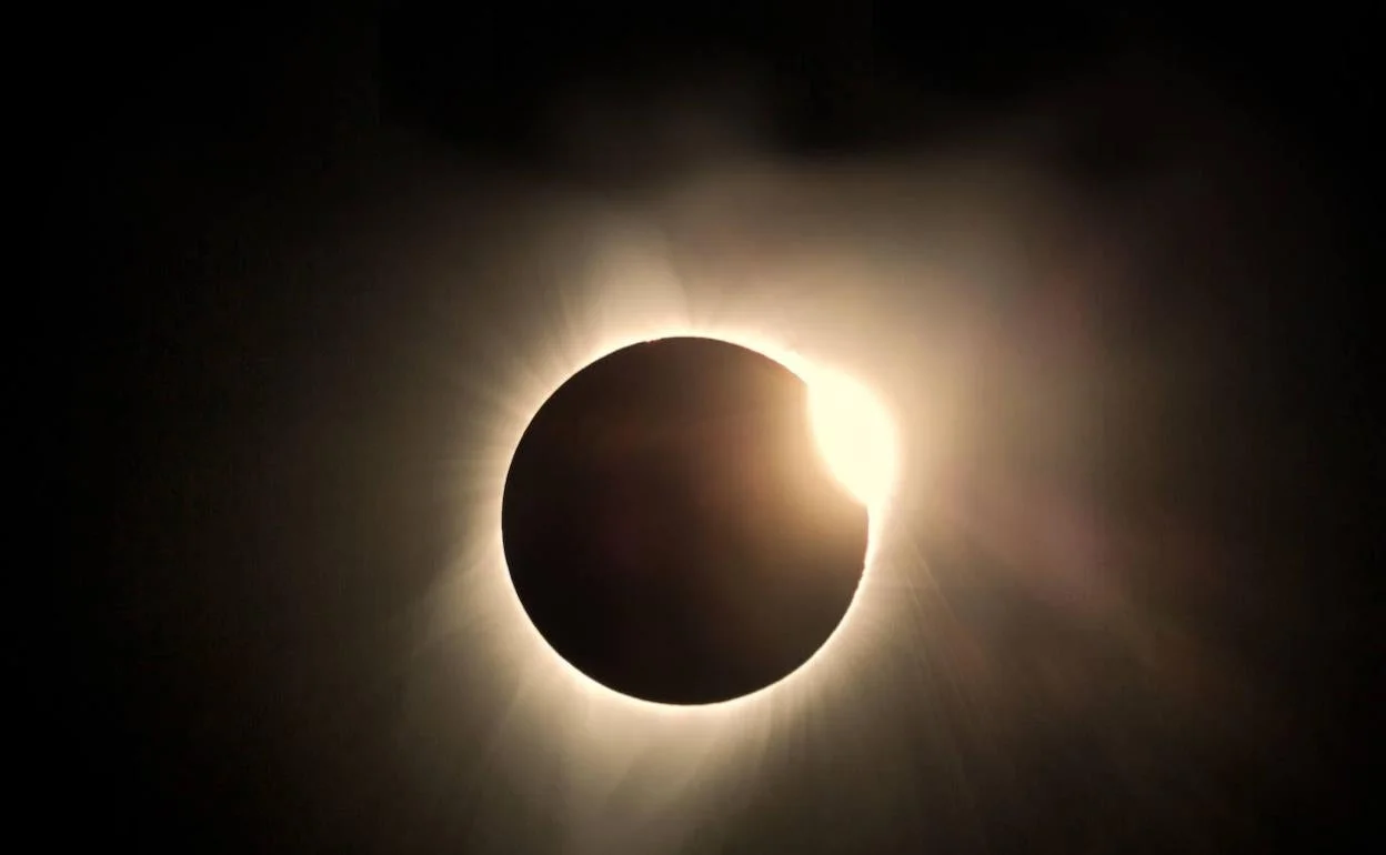 Recorrido del eclipse solar del 12 de agosto: cómo será y cuándo se verá en Málaga