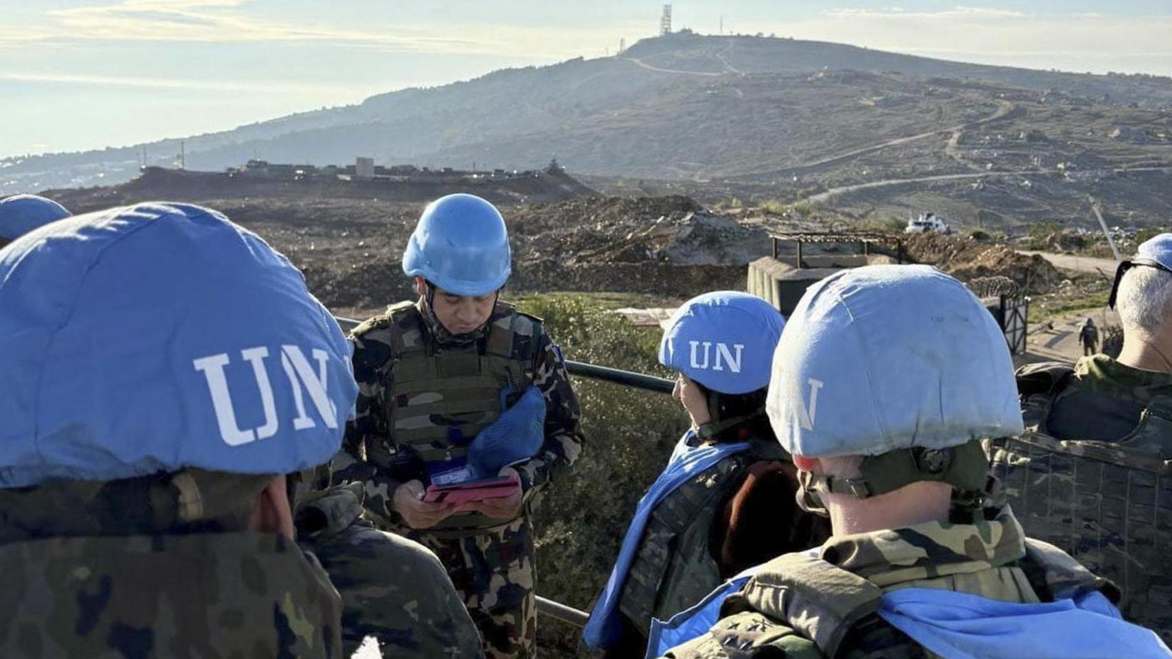 Cascos azules españoles en Líbano: Patrullando la 'blue line', también en Navidad
