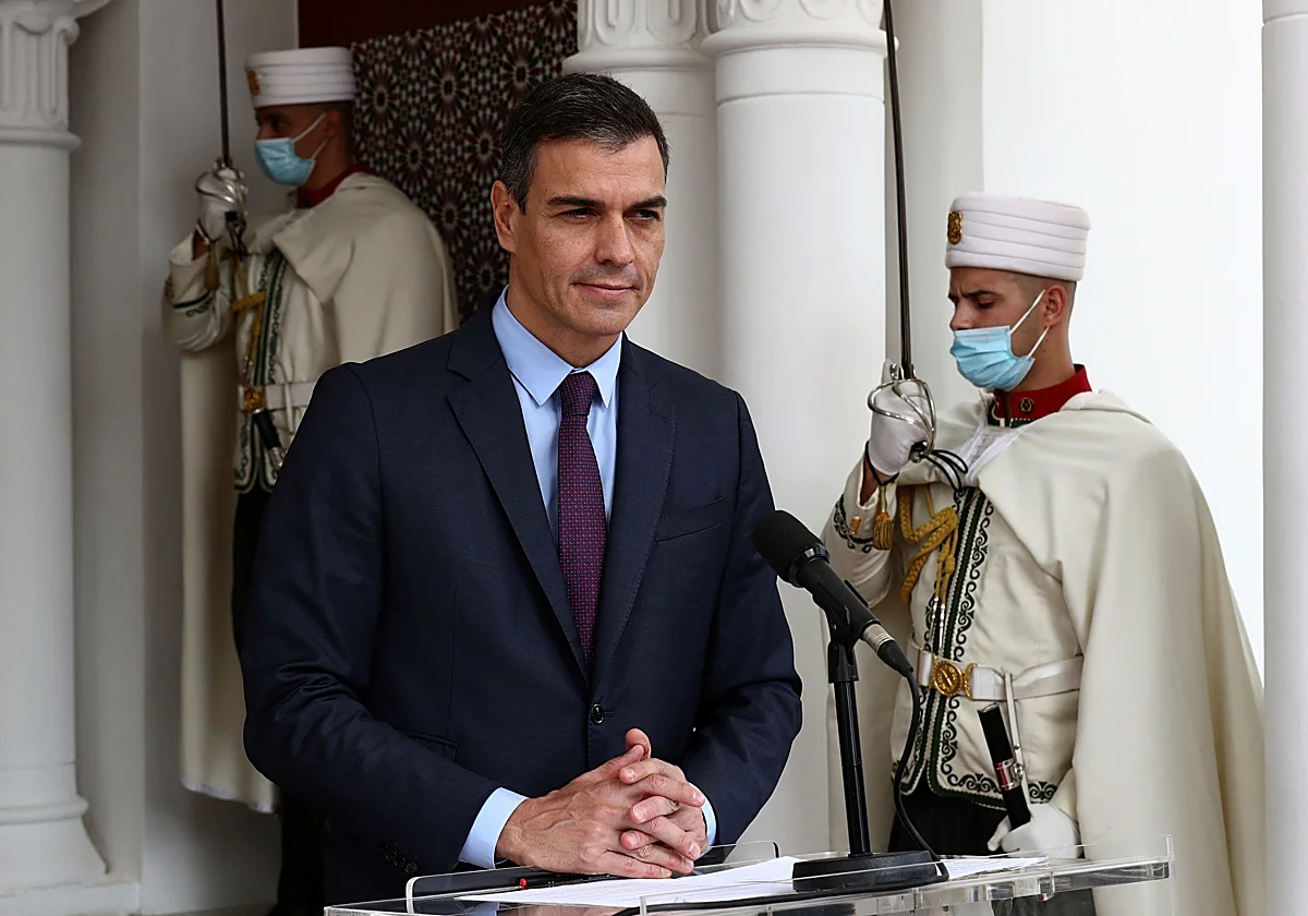 Sánchez viaja a Argelia para recomponer las relaciones sin perder el equilibrio con Marruecos