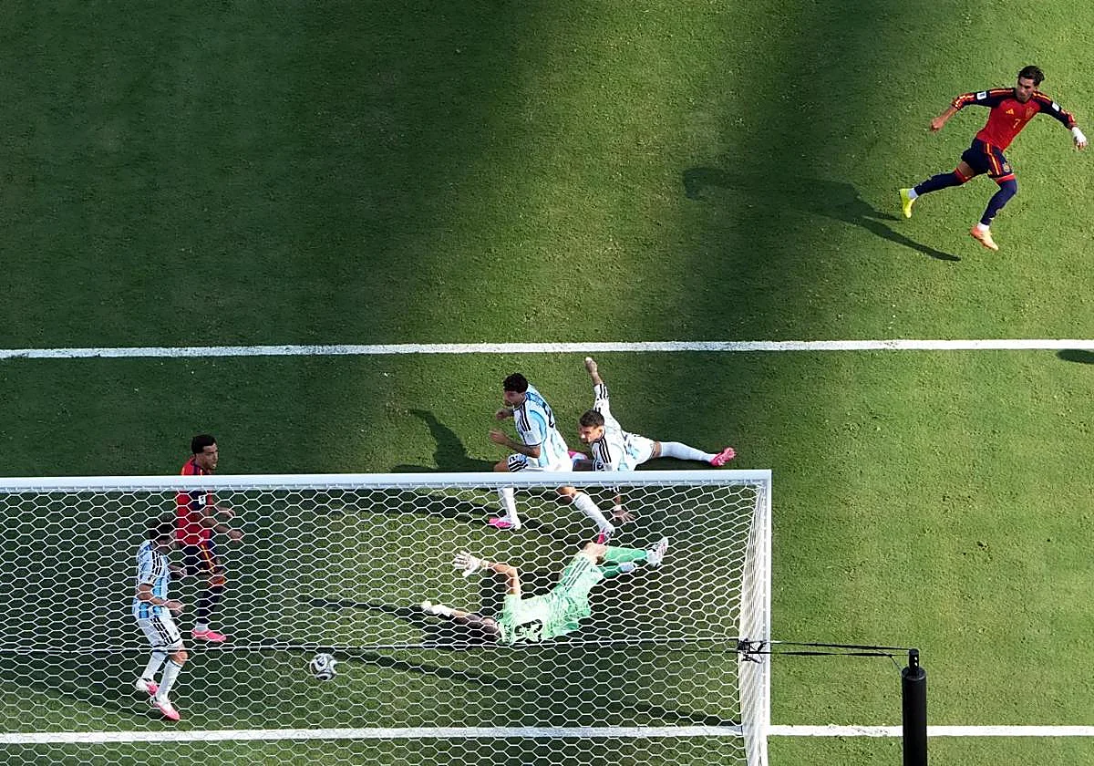 Vídeo: el histórico gol de Ferran Torres que da a España la Copa del Mundo