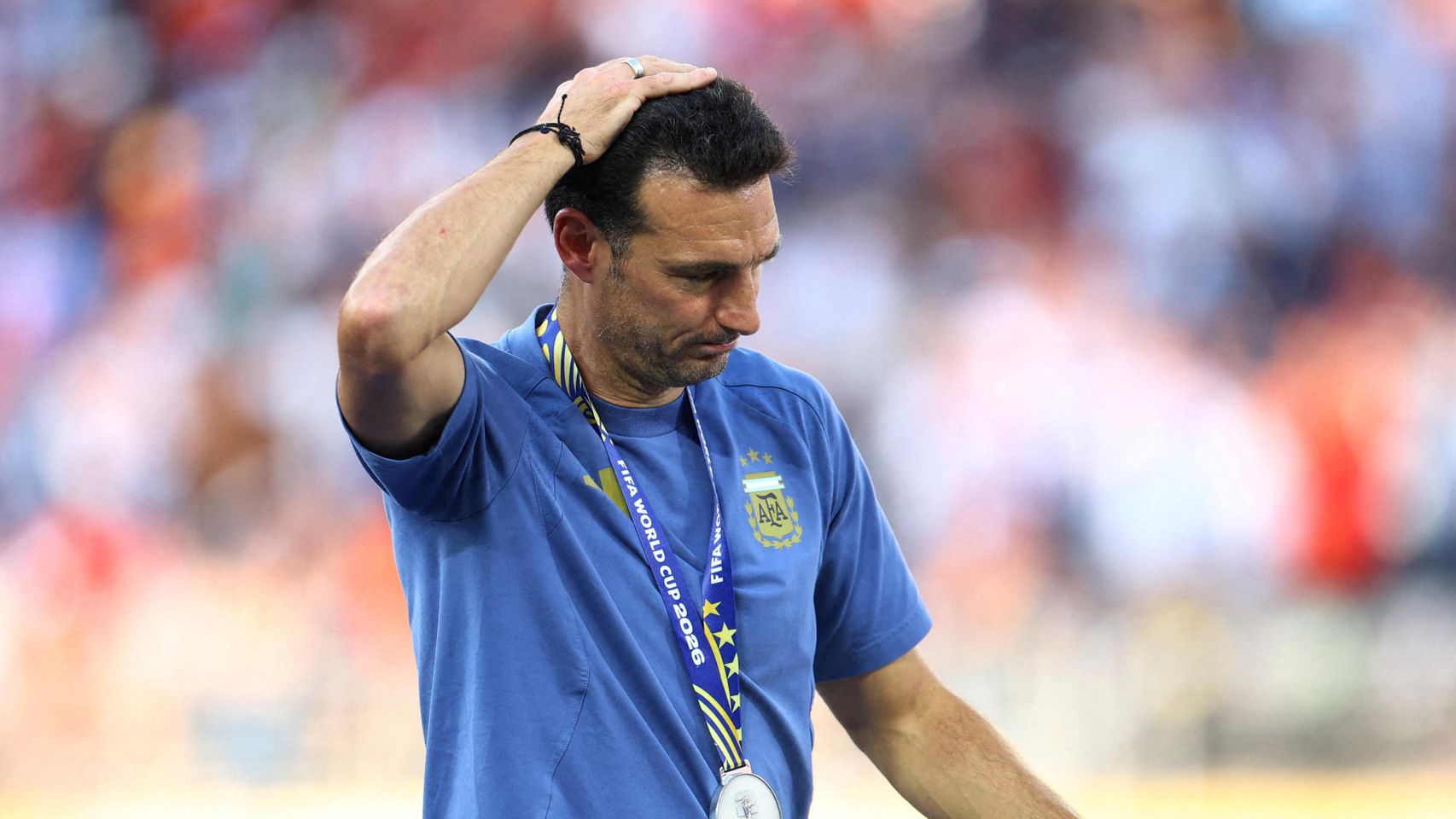 El llanto desconsolado de Scaloni tras perder el Mundial y dejar su futuro en el aire: "Me duele en el alma, lo siento"