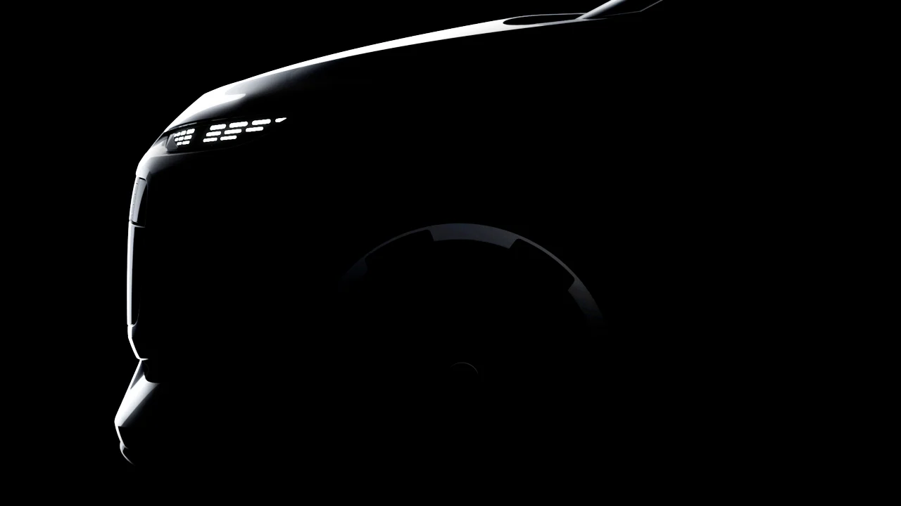 El Audi A2 e-tron ya no puede esconder su diseño, este vídeo espía lo destapa casi por completo