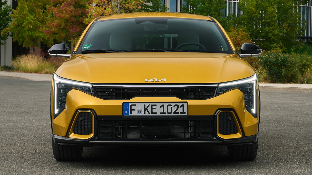 El anti-modas de KIA llega con 5.400 € de rebaja, etiqueta ECO y una fiabilidad que planta cara al SEAT León