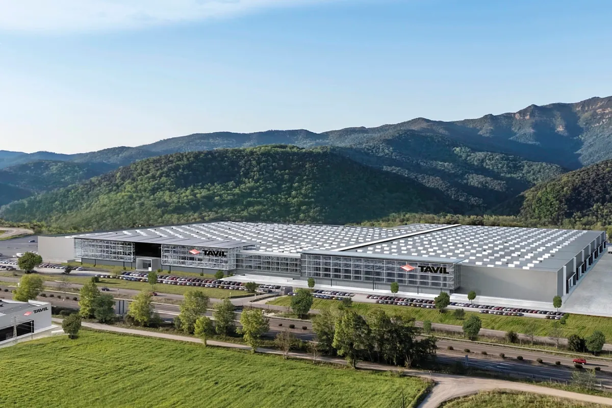 Tavil amplía su complejo industrial de Girona con una nueva planta