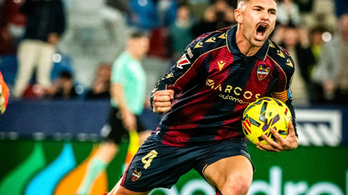 El defensa que nunca ha fallado un penalti