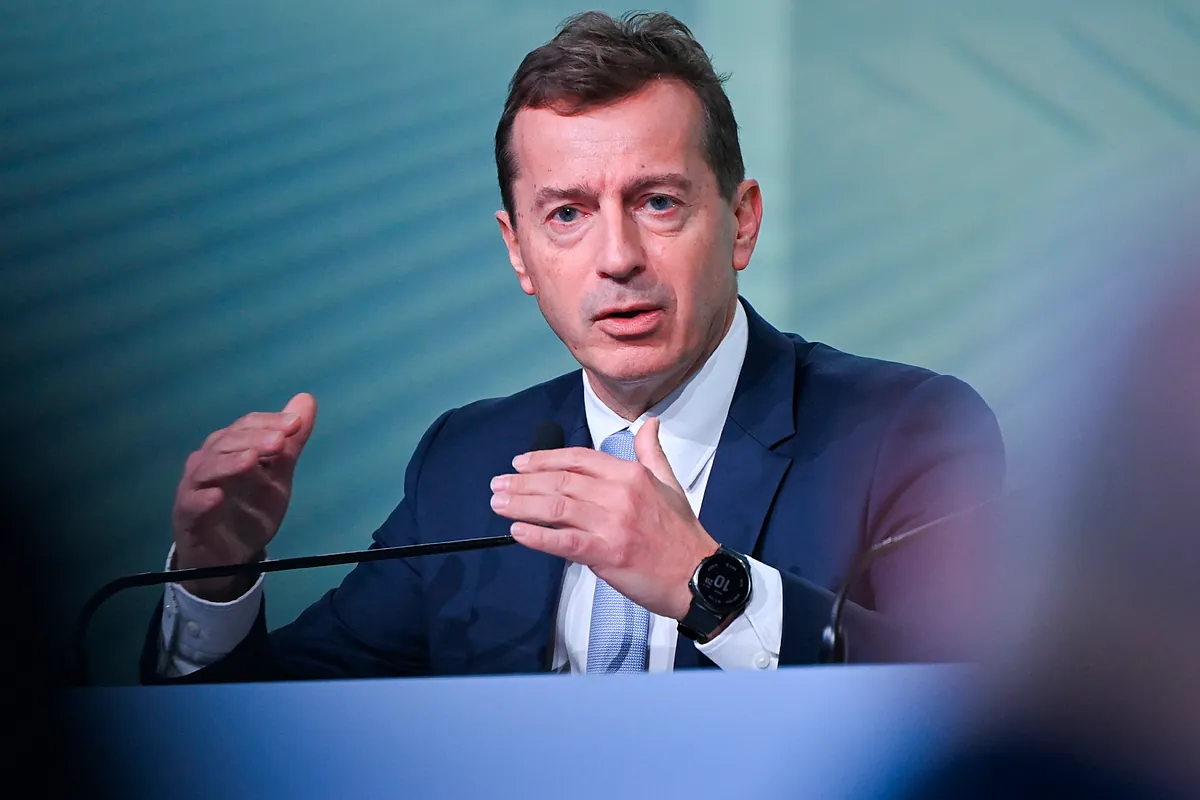Airbus anuncia un plan de recompra de acciones de 5.000 millones hasta 2029 y mantiene previsiones para 2026