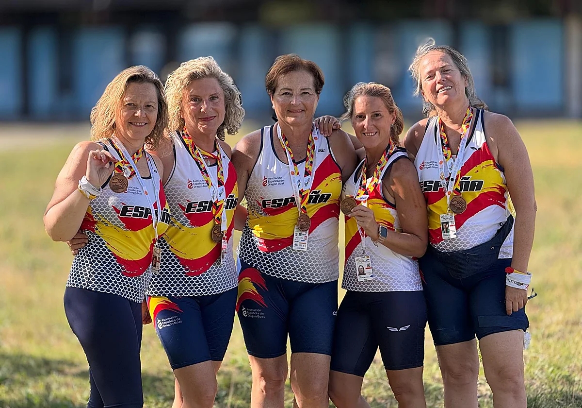 Doble superviviente y bronce en Múnich: Alicia Rojas, la psicóloga que desafía al cáncer en el agua