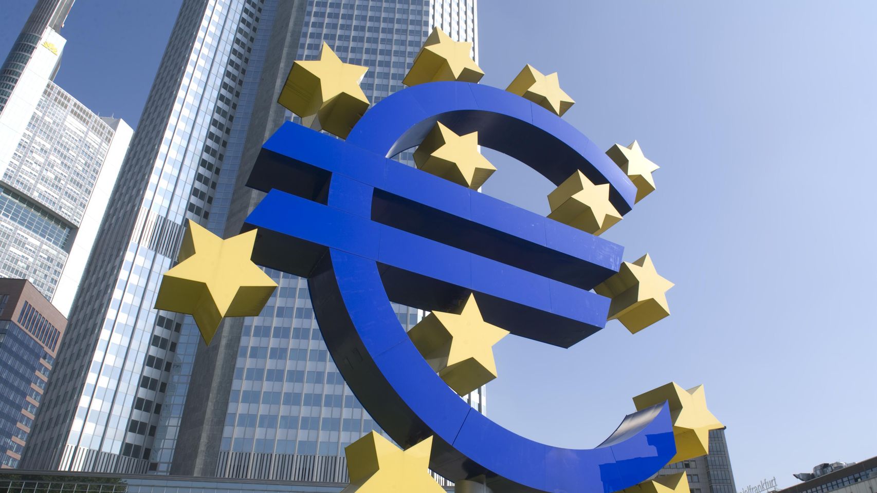 El BCE deja los tipos en pausa en el 2,25% justo cuando el petróleo vuelve a empujar al alza la inflación