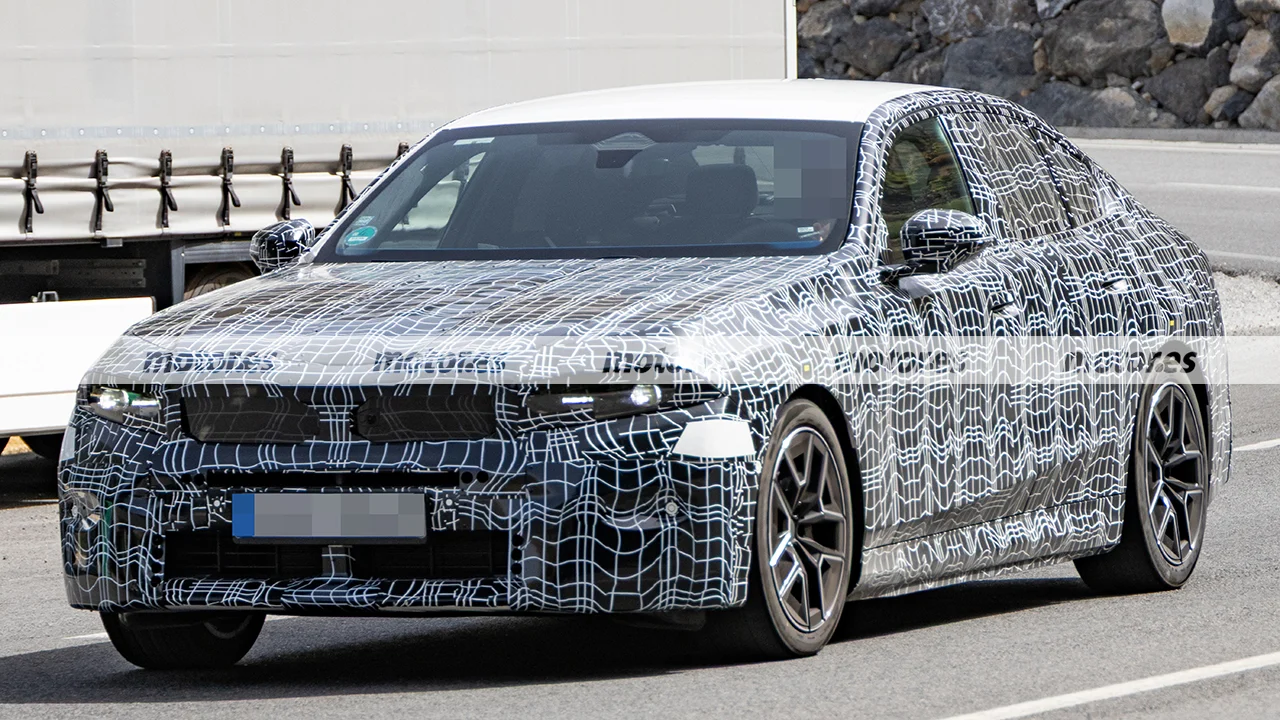 El BMW Serie 5 más versátil se renueva por completo en 2027: más de 300 CV, etiqueta CERO y autonomía eléctrica mejorada