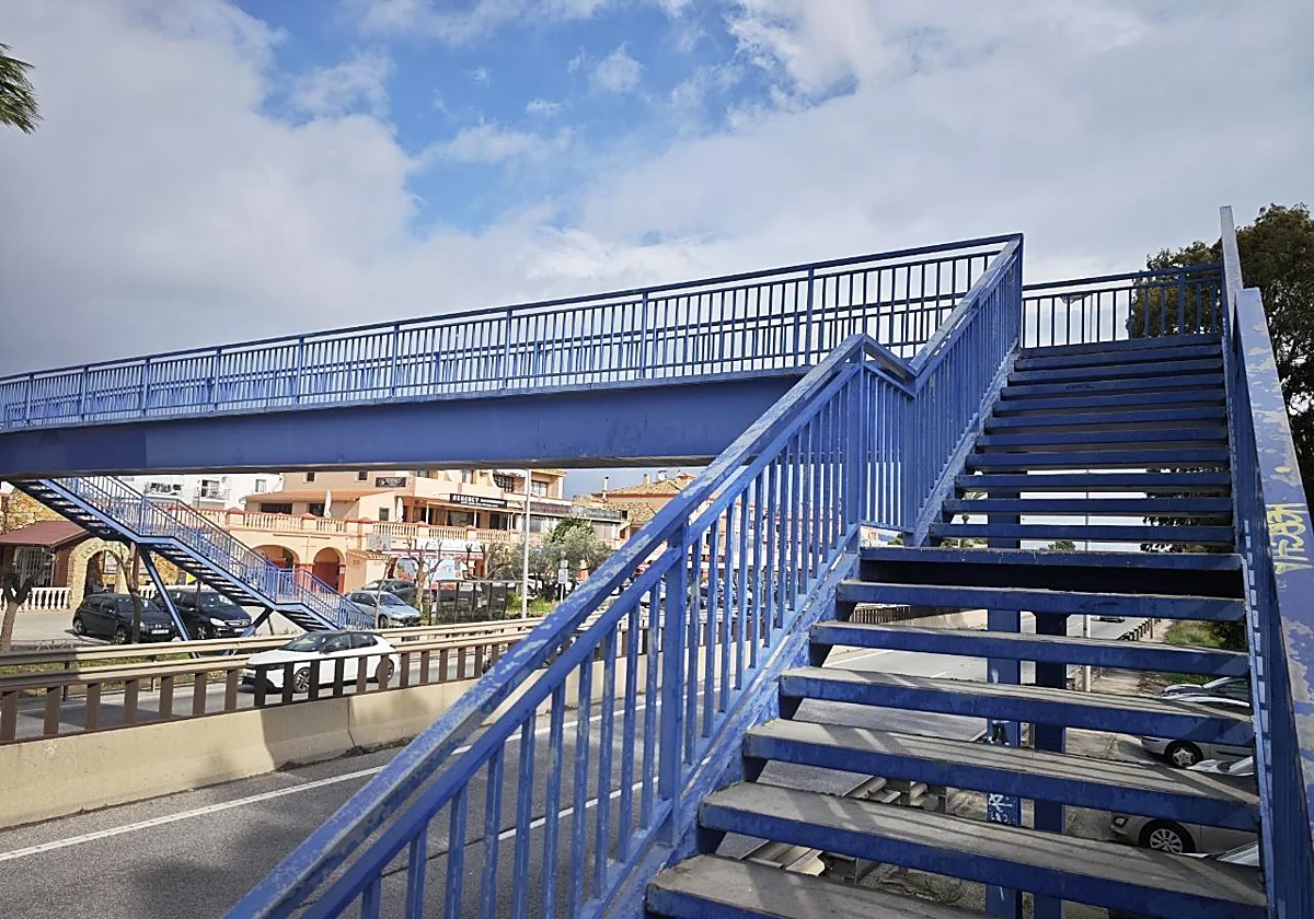 Estepona reformará un paso elevado sobre la A-7 tras tres años de gestiones con el Gobierno