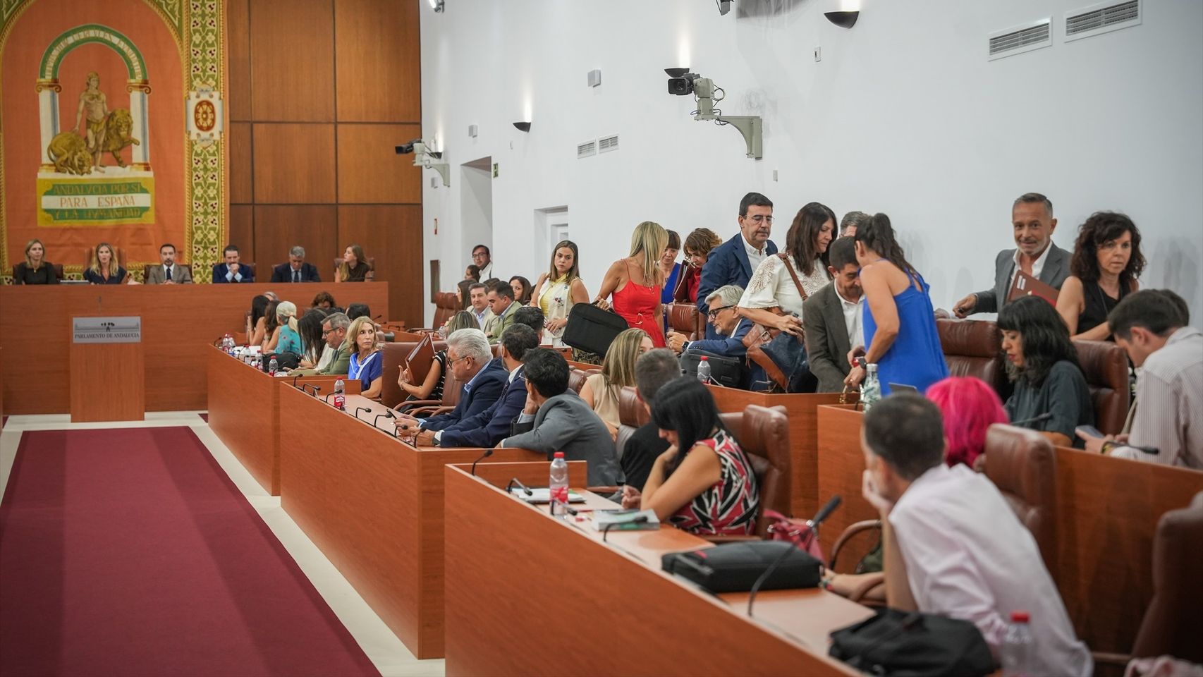 La izquierda andaluza pide una investigación para buscar culpables políticos y técnicos en el incendio de Almería